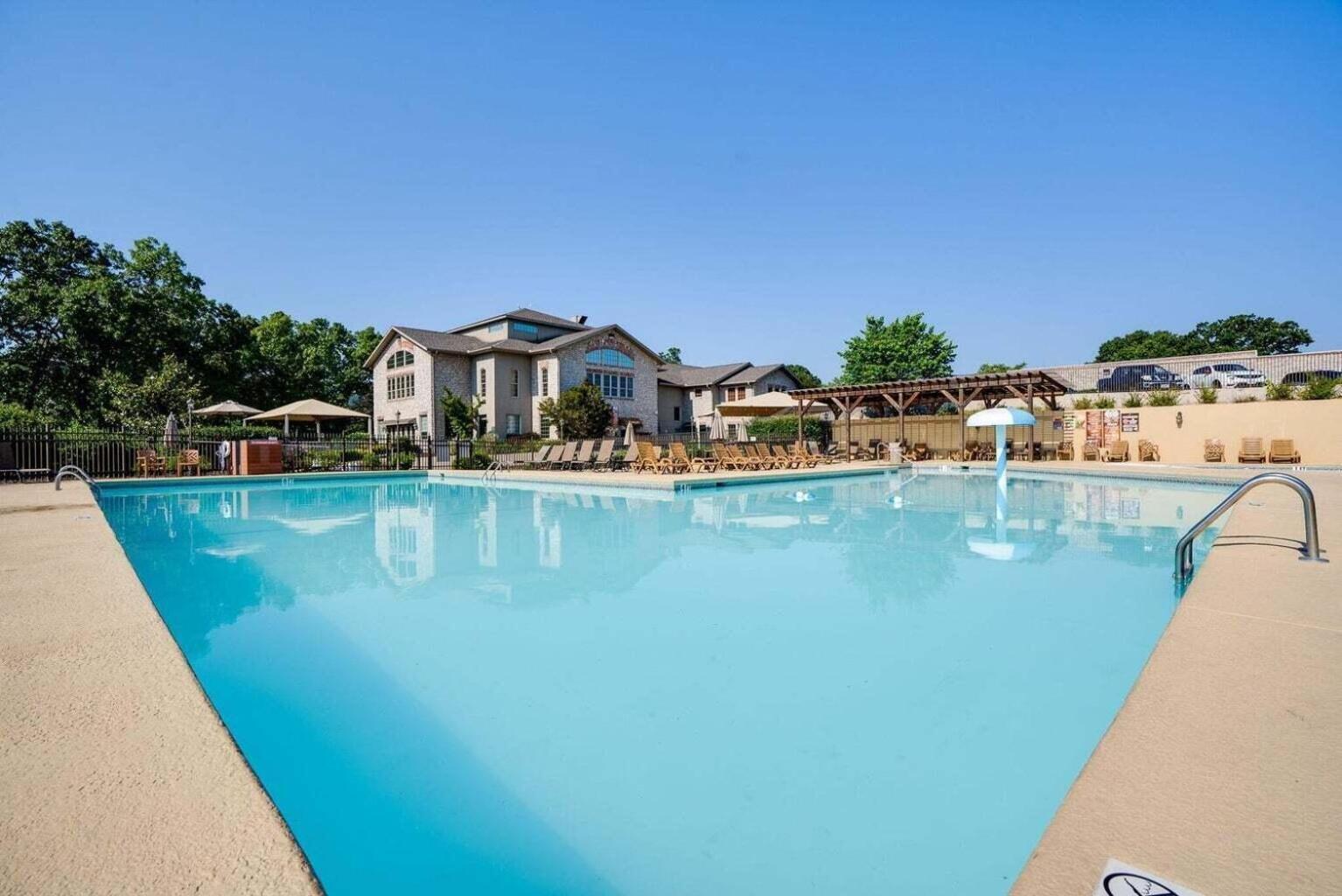 Table Rock Escape At Pointe Royale Villa Branson Exterior photo